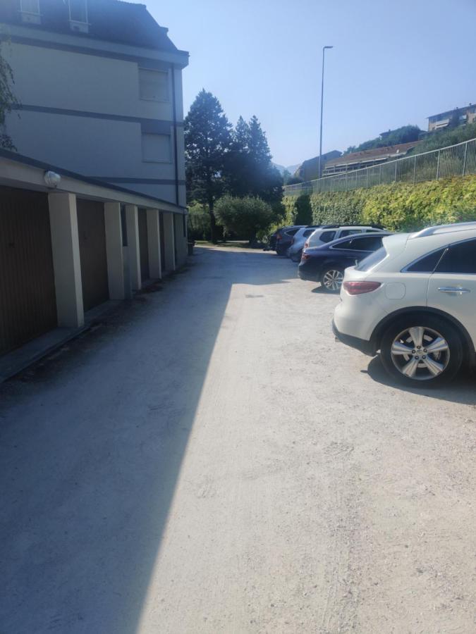 Appartamento Nelly - Per 4 Persone - Caray Park - Sale Marasino - Lago D'Iseo 马罗内 外观 照片